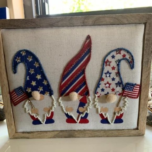 Beaded Patriotic Gnome On Fabric in frame - Picture 2 of 7